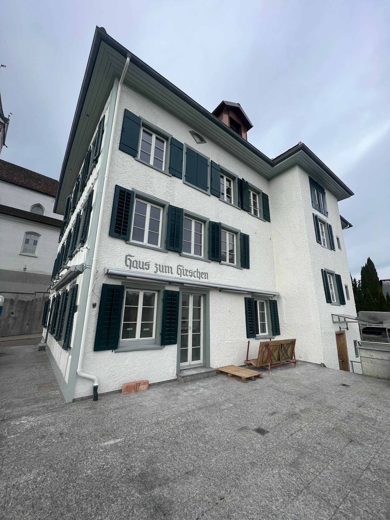 Fassadenarbeit Haus zum Girschen