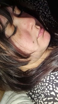 Laís Félix deitada