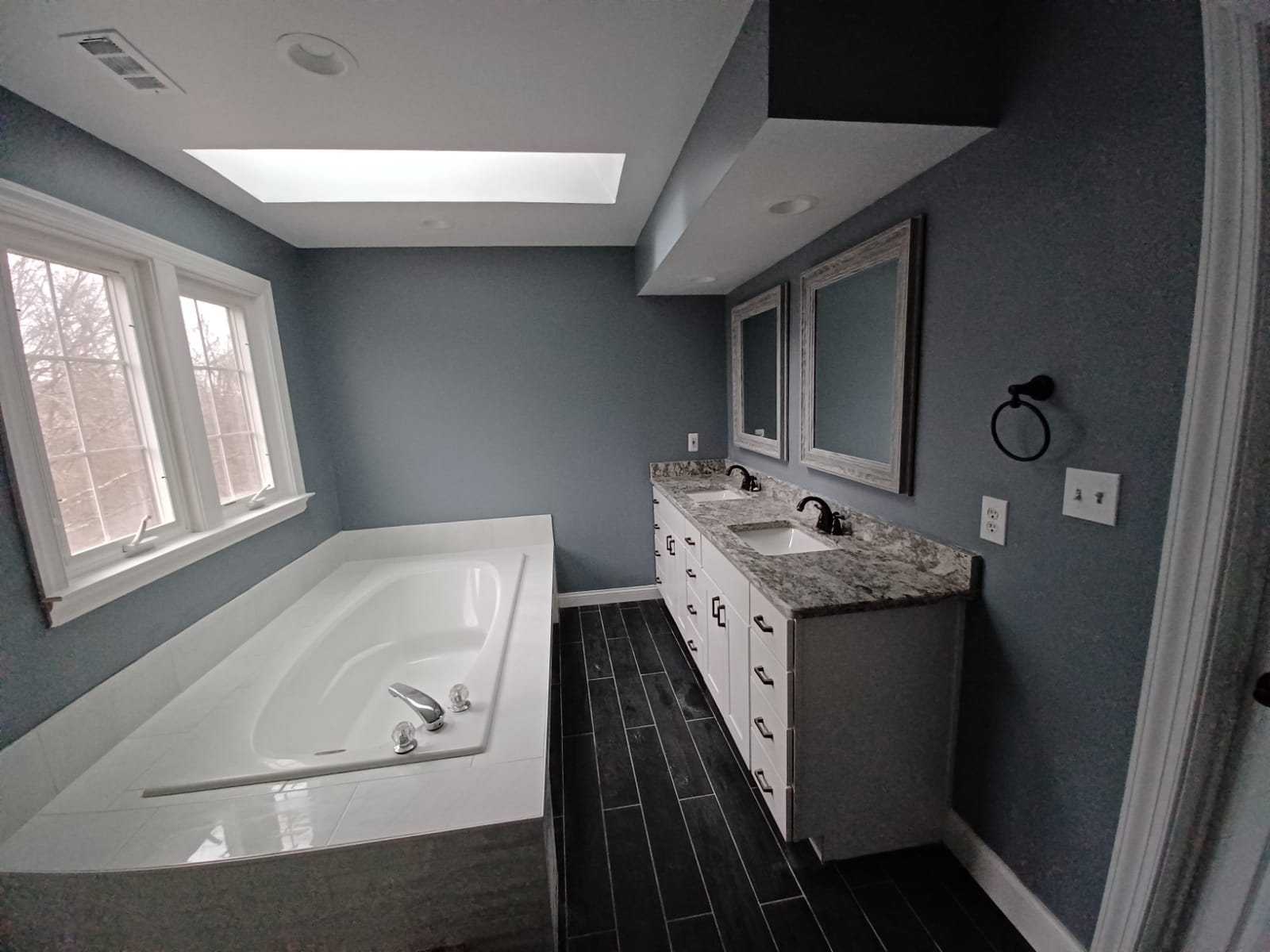 Modern bathroom