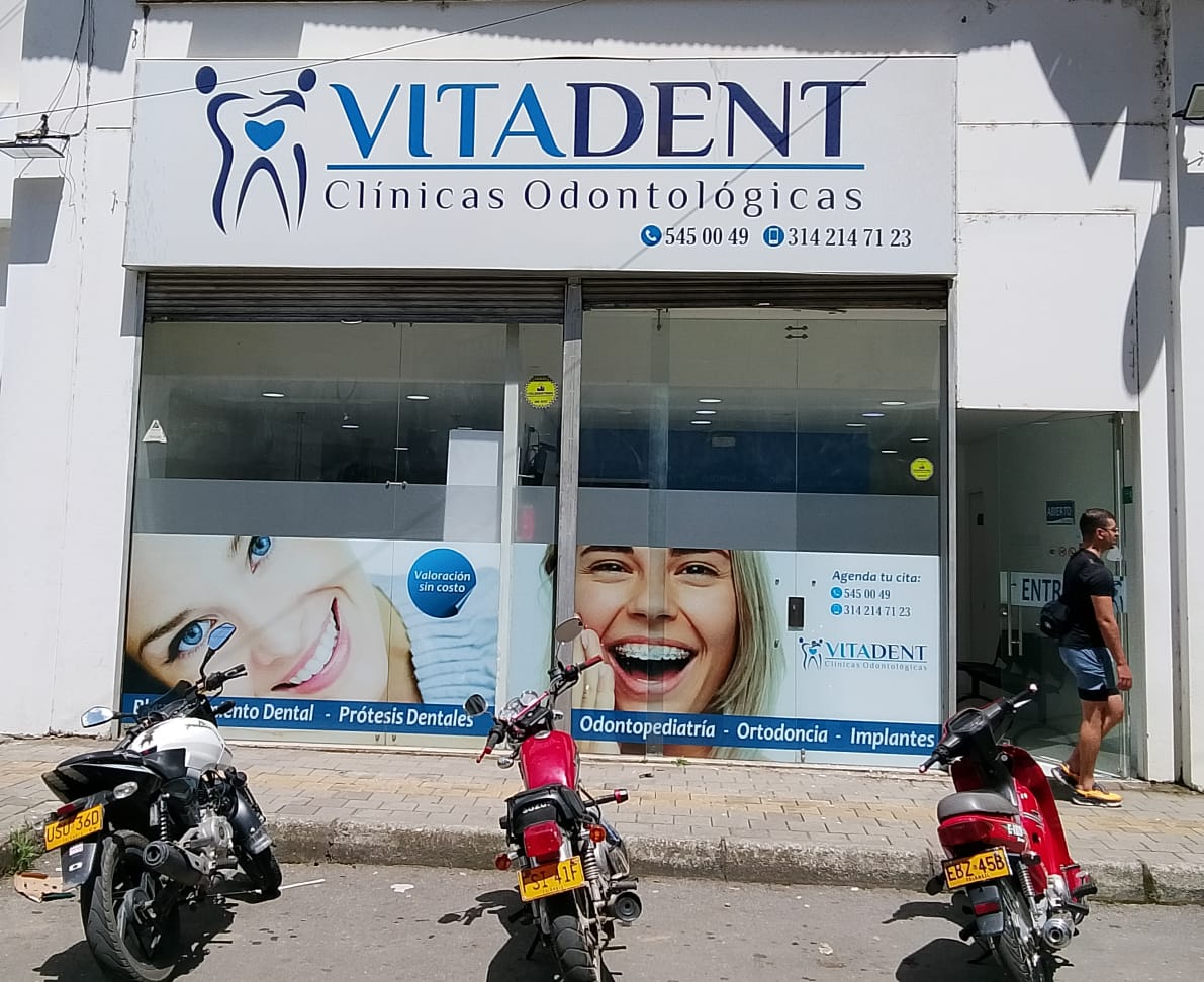 Fachada VITADENT Marinilla