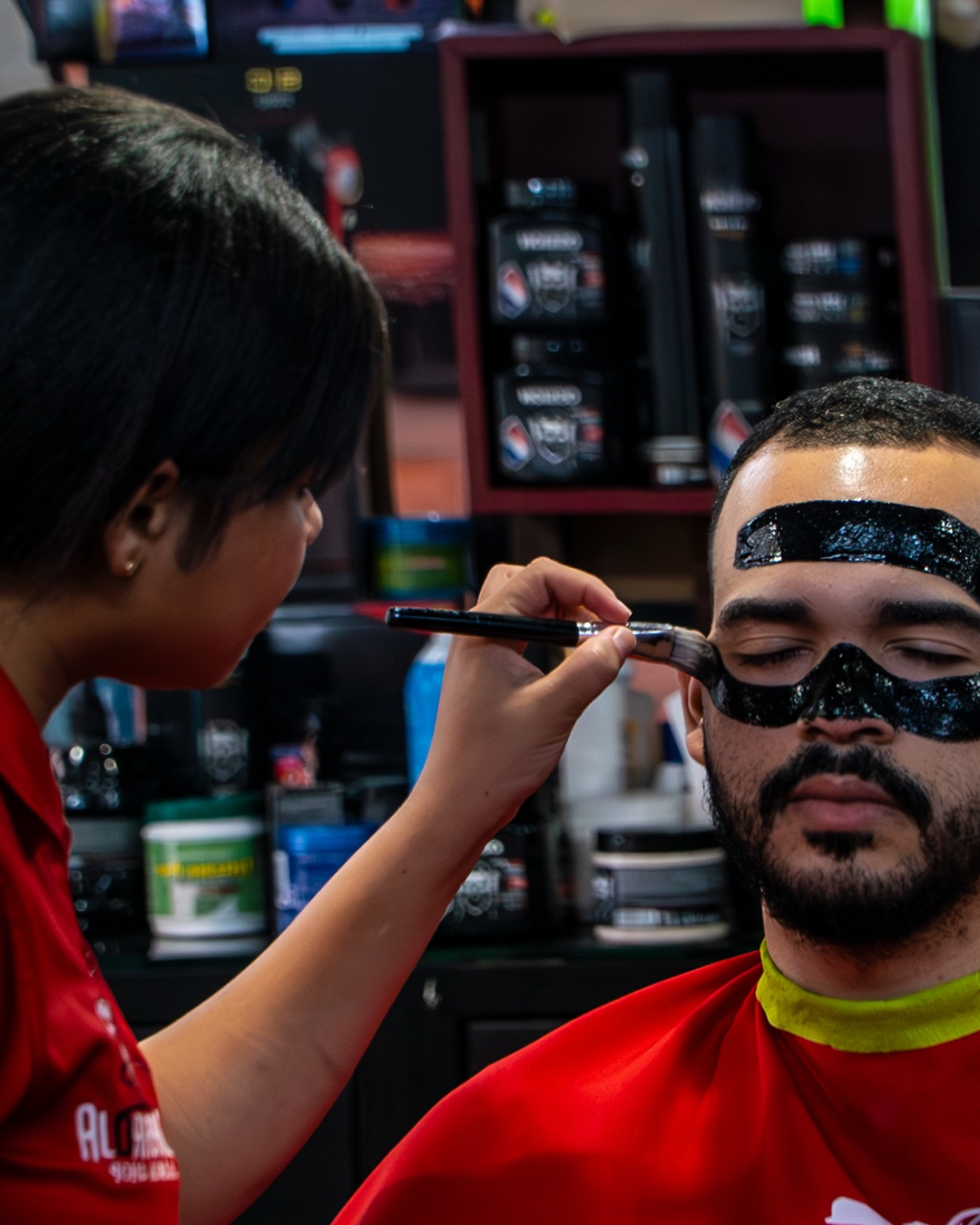 Tratamiento facial en la barbería