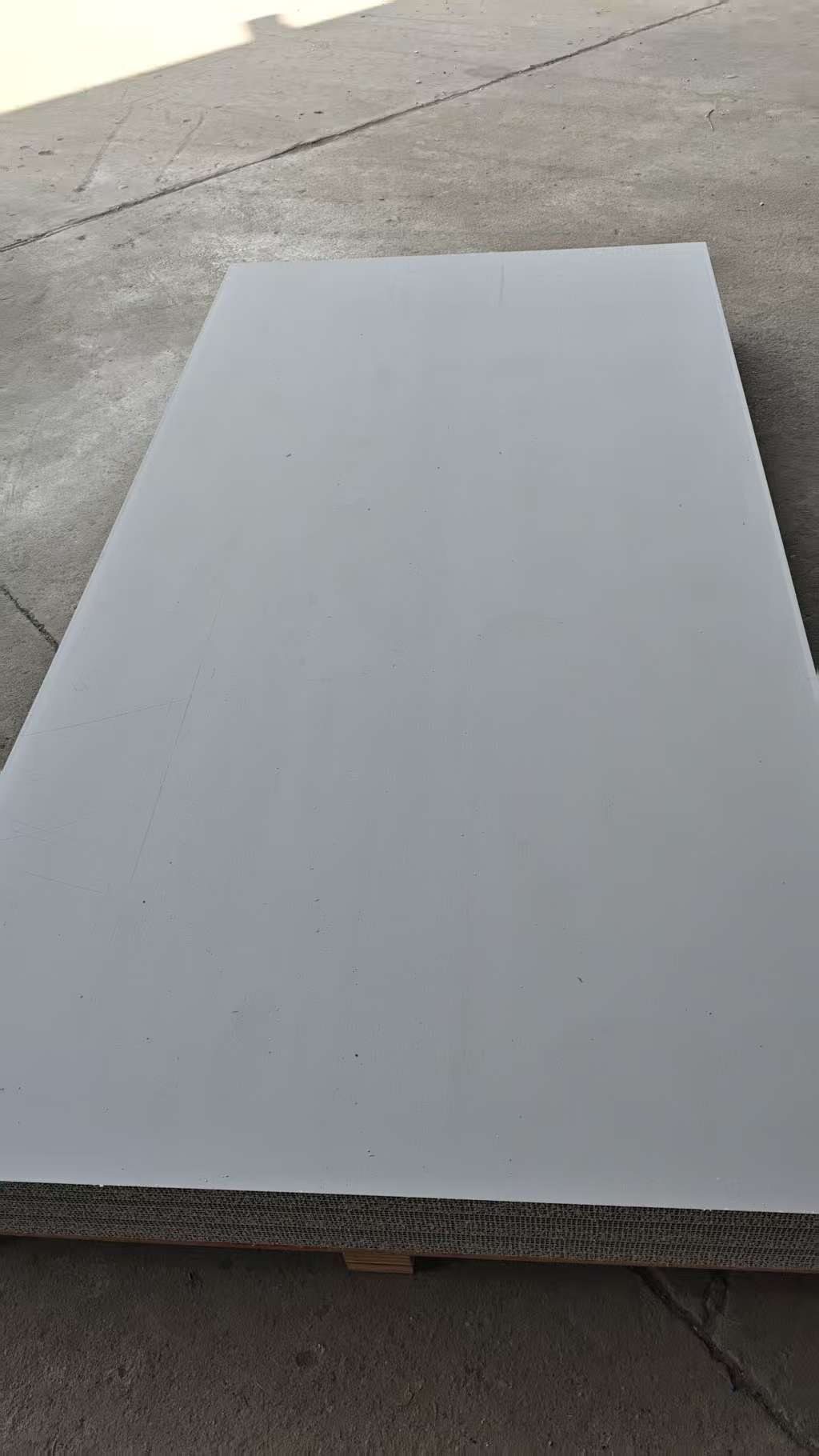 Single PP hollow plastic formwork panel detail
