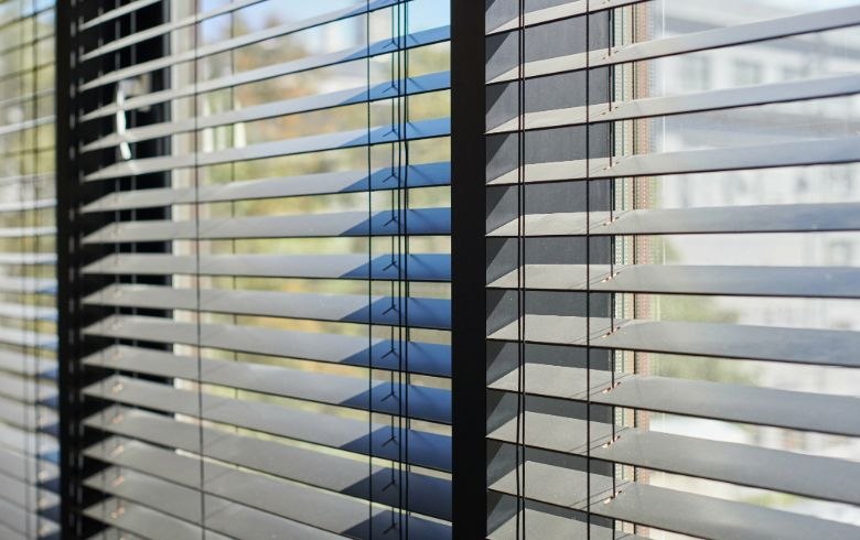 Window Blinds Installation
