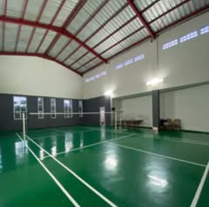 GOR Bulutangkis dalam Komplek