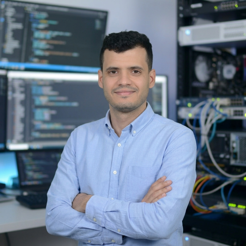 Mansour Namouchi dans un environnement technique