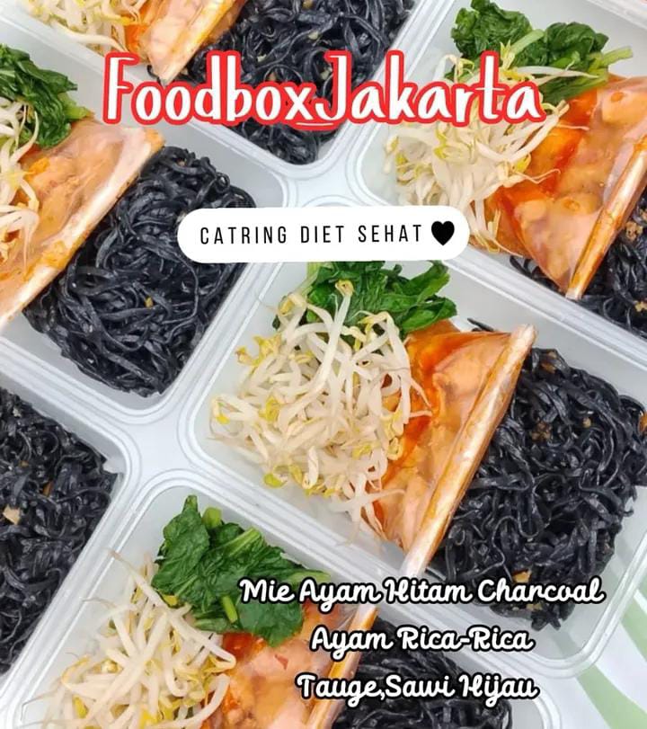 Mie Ayam Hitam Charcoal Foodbox