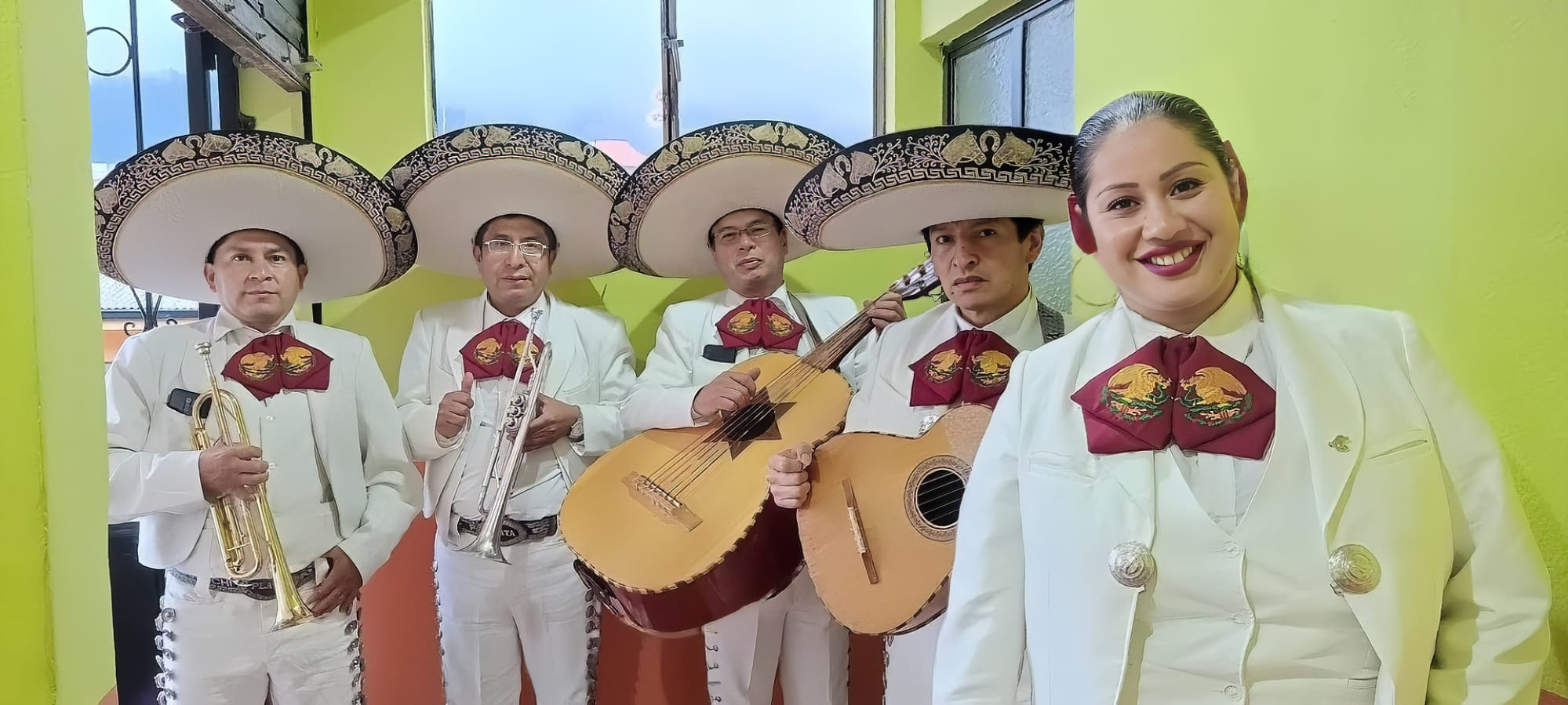 Alo Mexicano Mariachi
