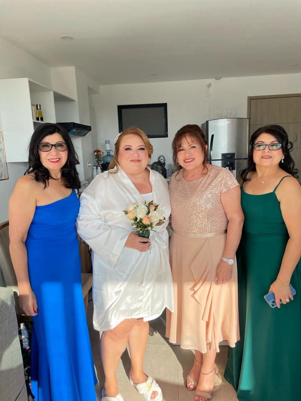 Grupo de amigas en evento