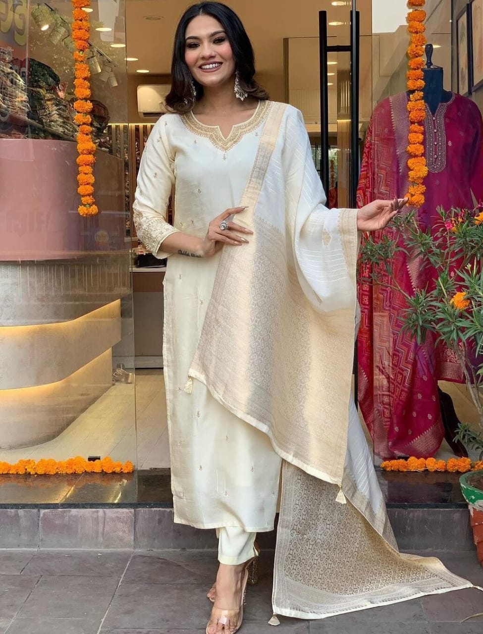 Raanisa Store