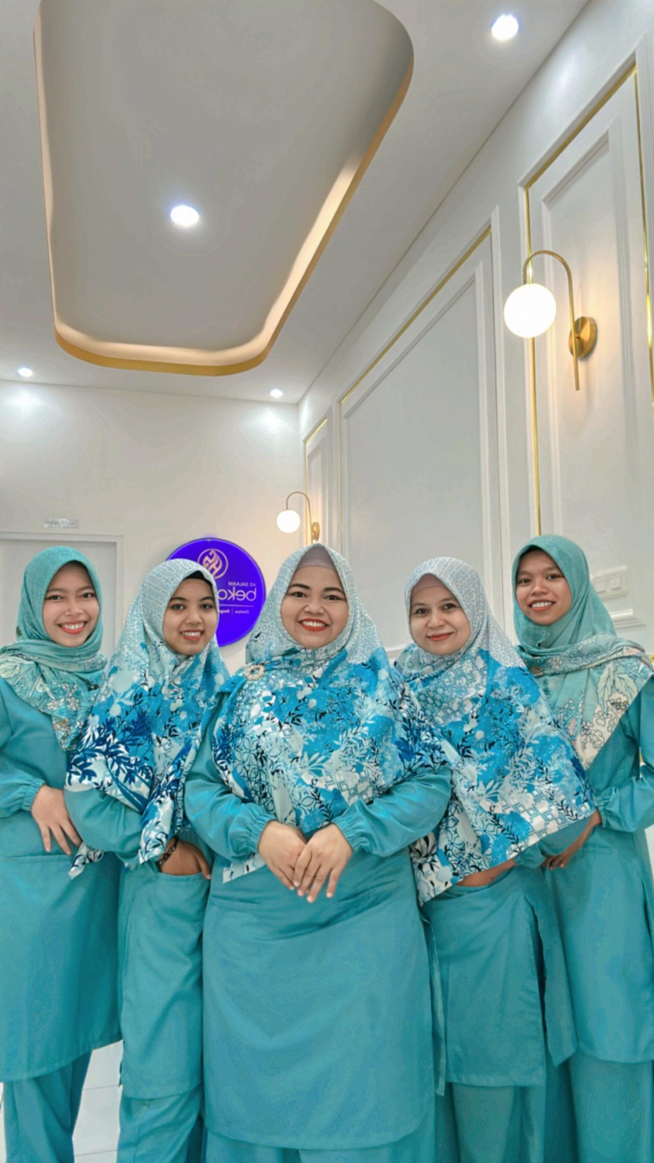 Tim Perawat As Salam Bekam Medis