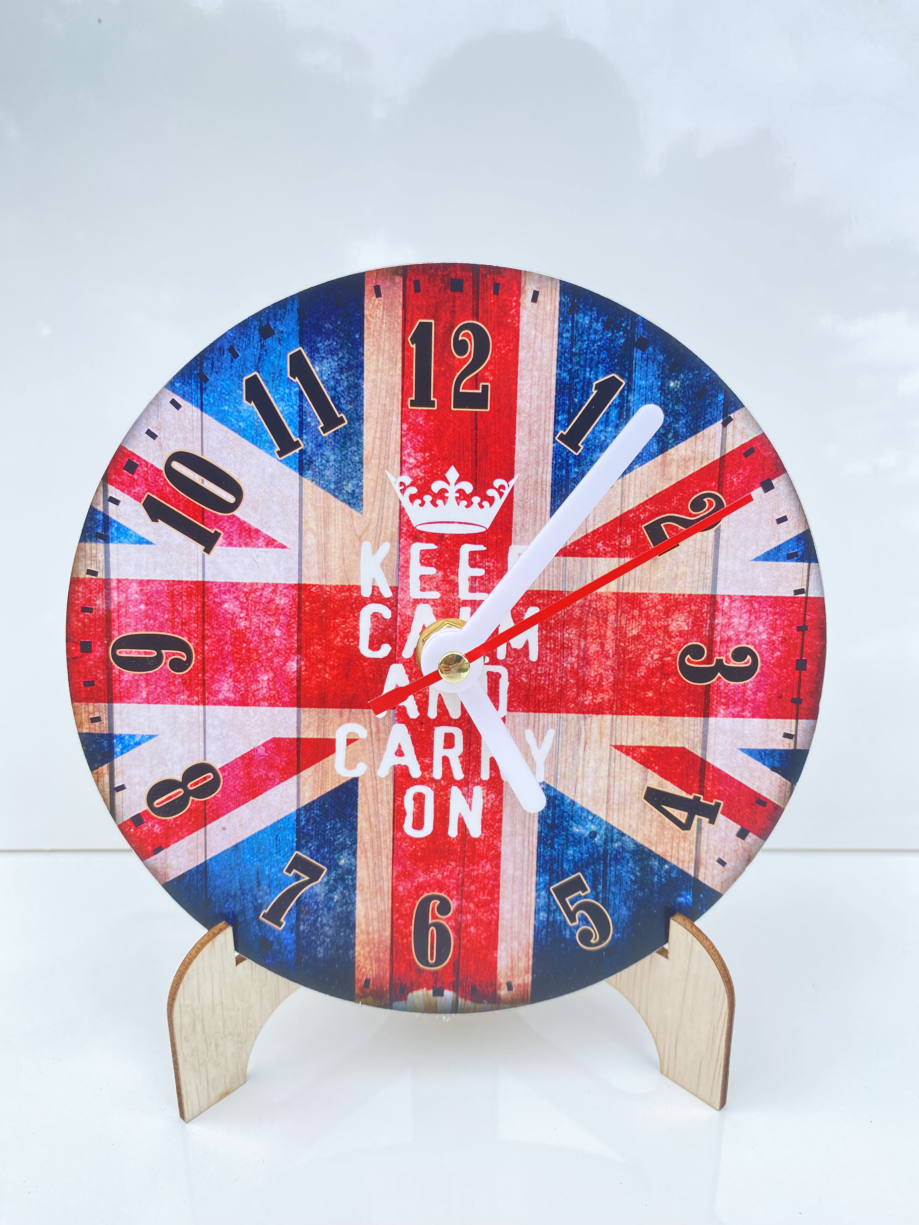 Jam Dinding Kayu Retro