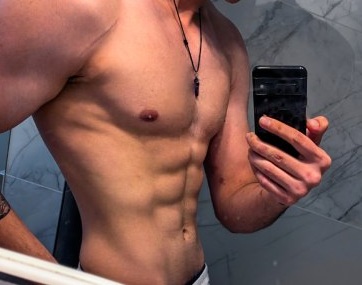 Aryan Gurwara Hero Background