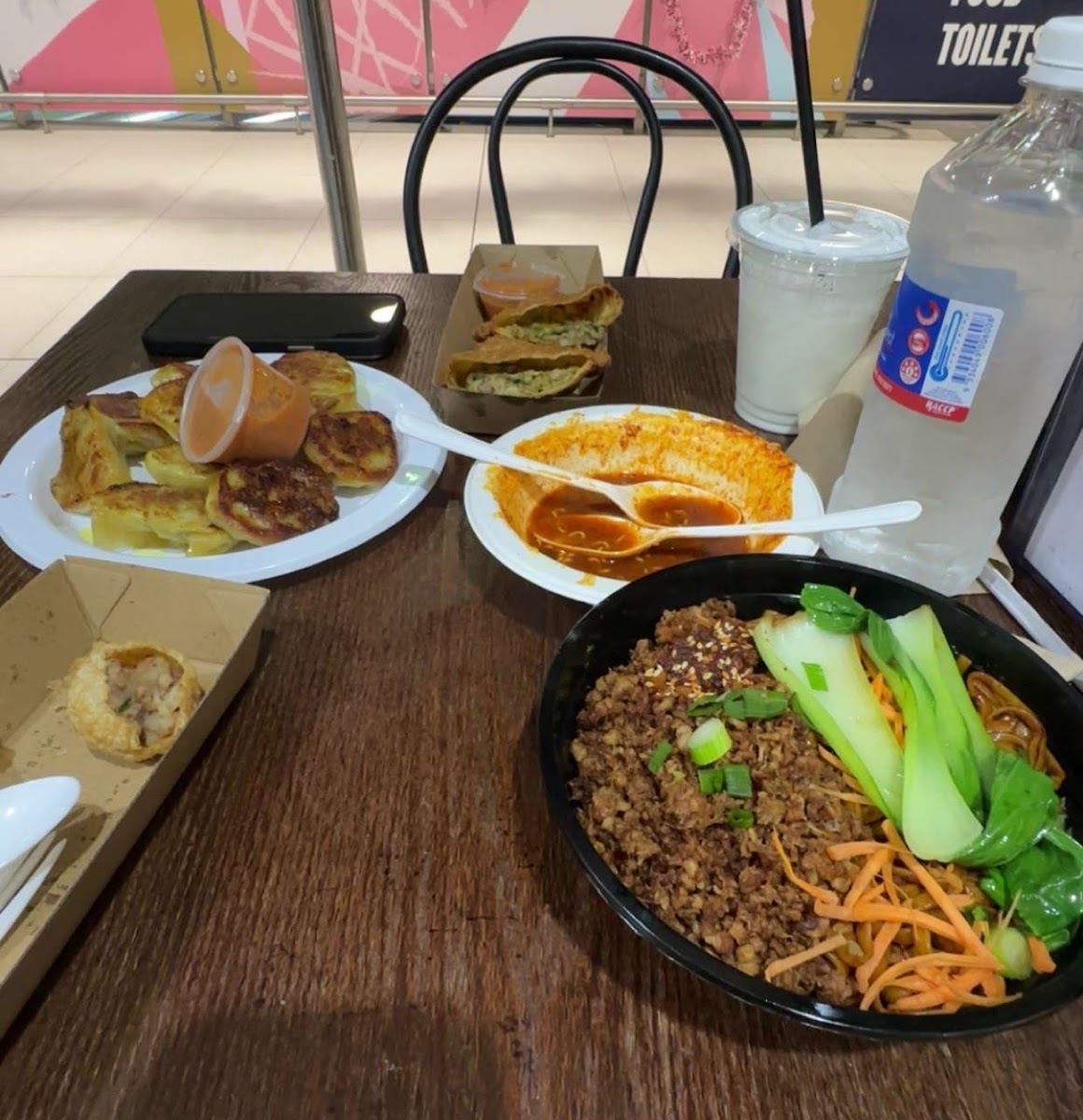 Noodles, momo and Nepalese dishes served at Yummy Laphing