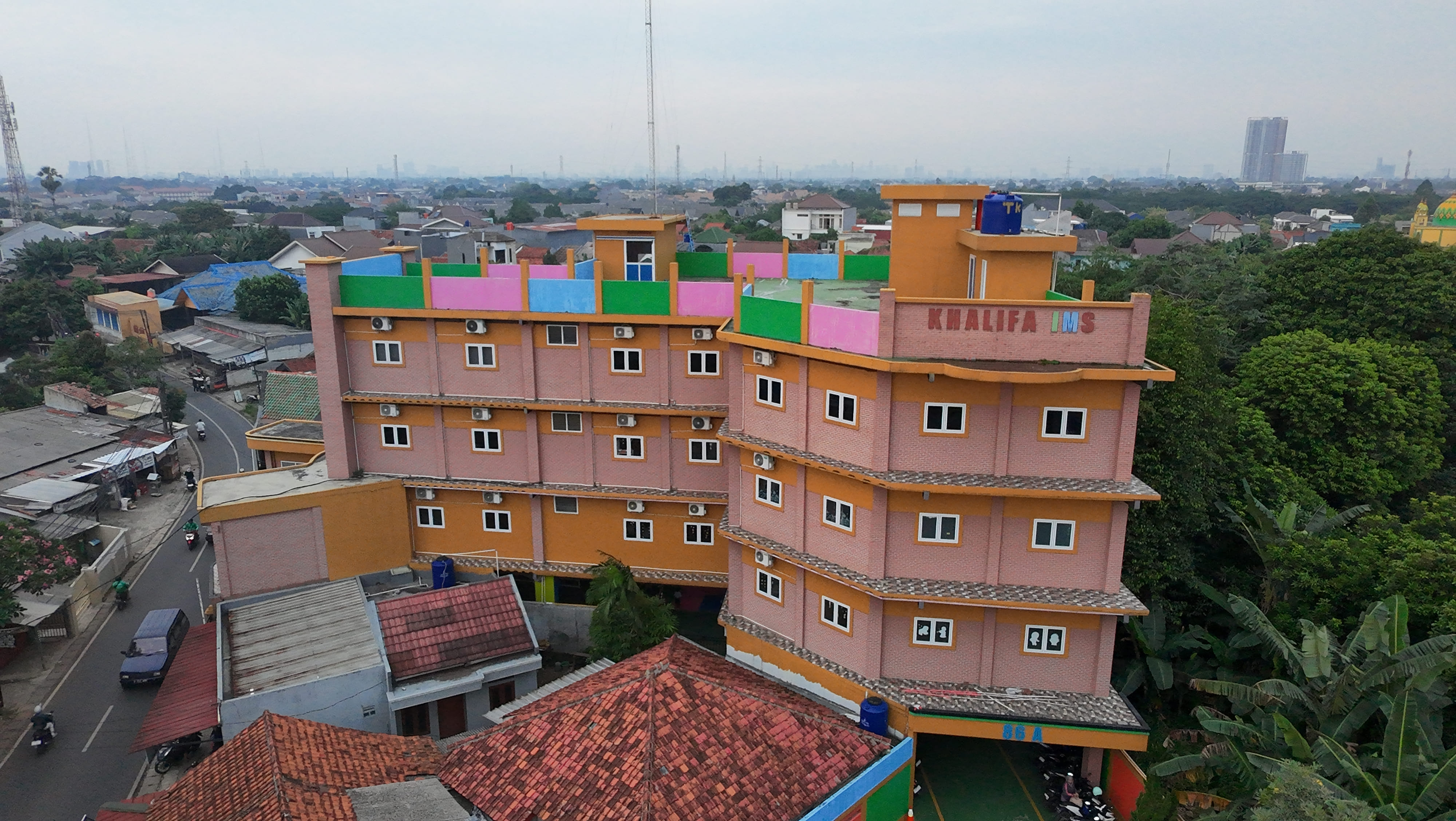 KHALIFA IMS Campus Exterior