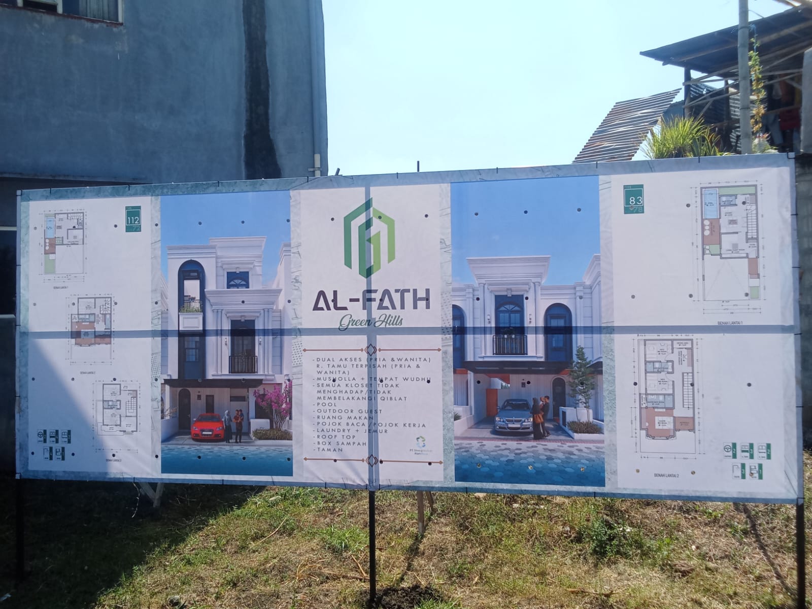 Papan display tipe unit dan desain arsitektur villa